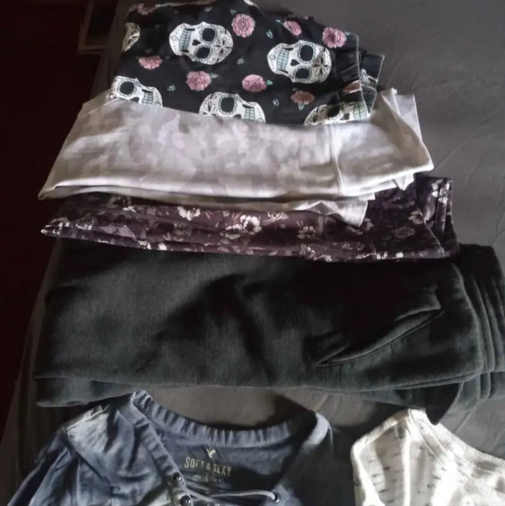 Woman's clothes